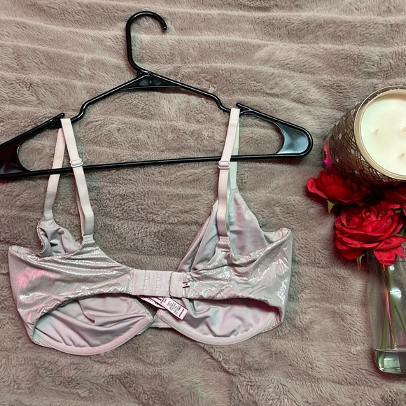 36DDD silver gray sparkle unlined Victoria’s Secret bra - Picture 2 of 4